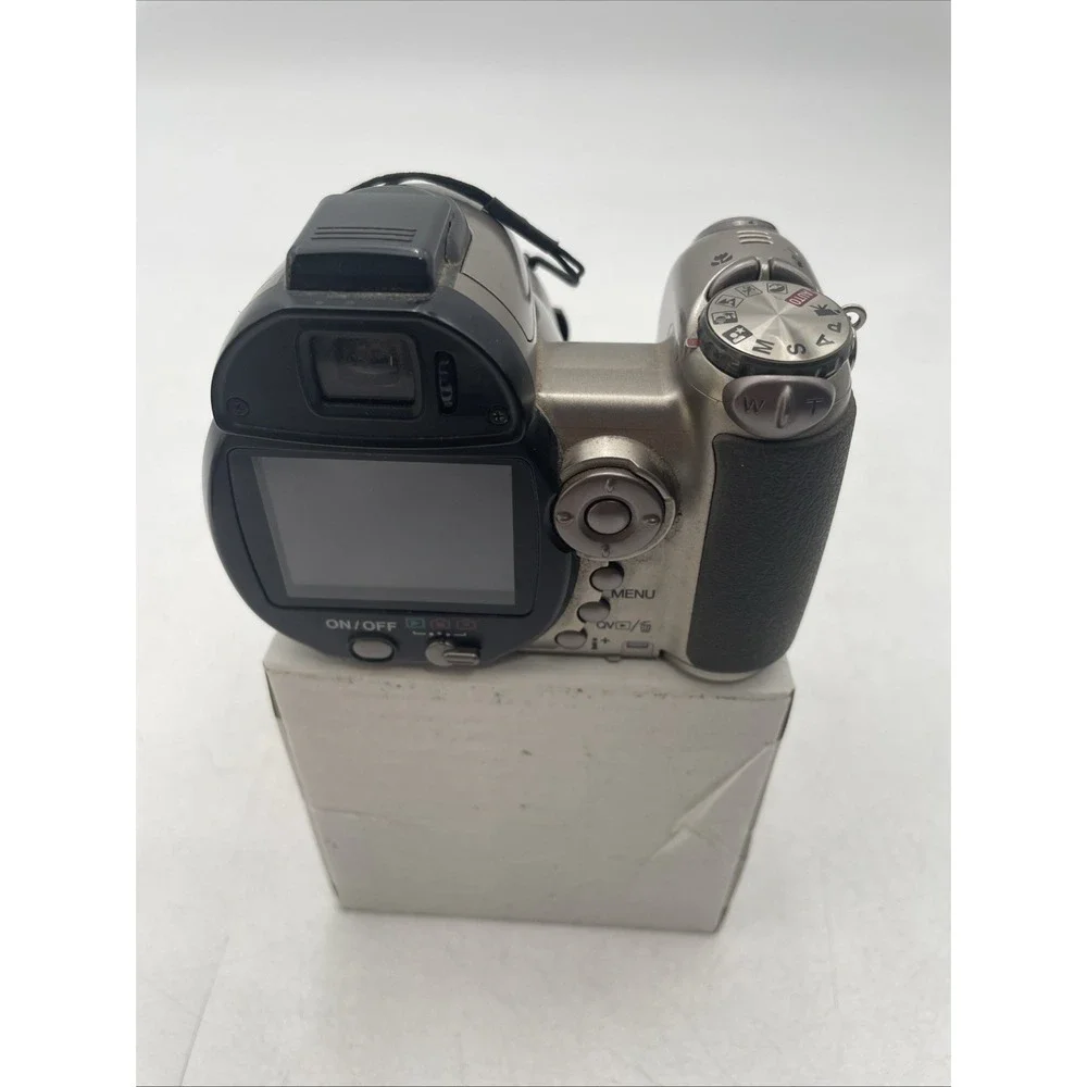 Konica Minolta DiMAGE Z6 6.0MP Digital Camera 12x Zoom+Battery+SD Card-TESTED